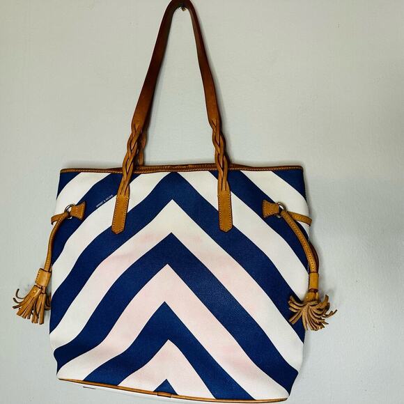 DOONEY & BOURKE Navy White Chevron Zigzag Fringe Accent Satchel Bailey Tote Bag - Picture 11 of 11
